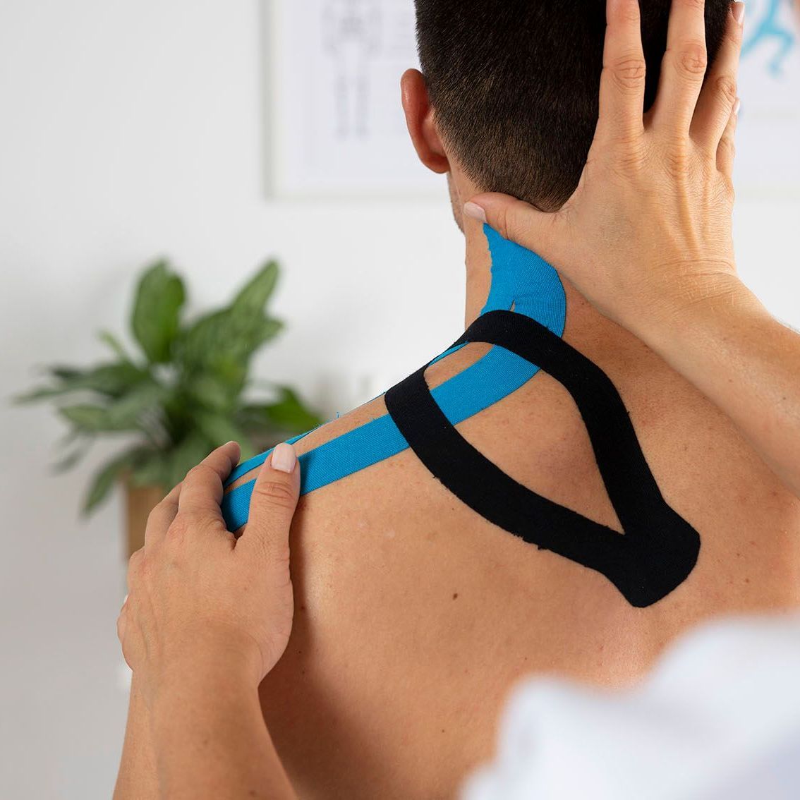 Elektro-Ultraschallbehandlungen in der Reha am Tempelhofer Hafen, Berlin