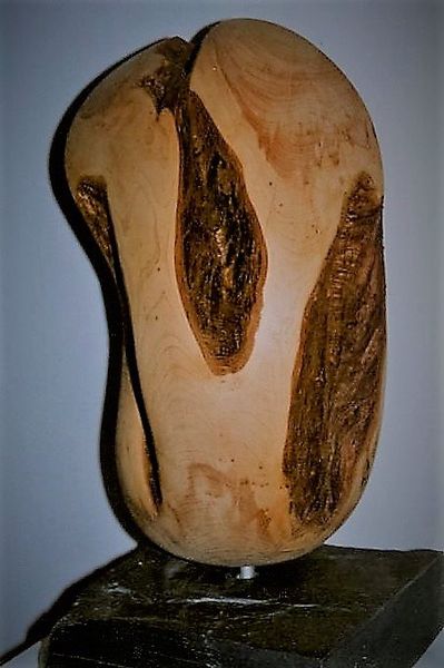 Torso aus Wachholder