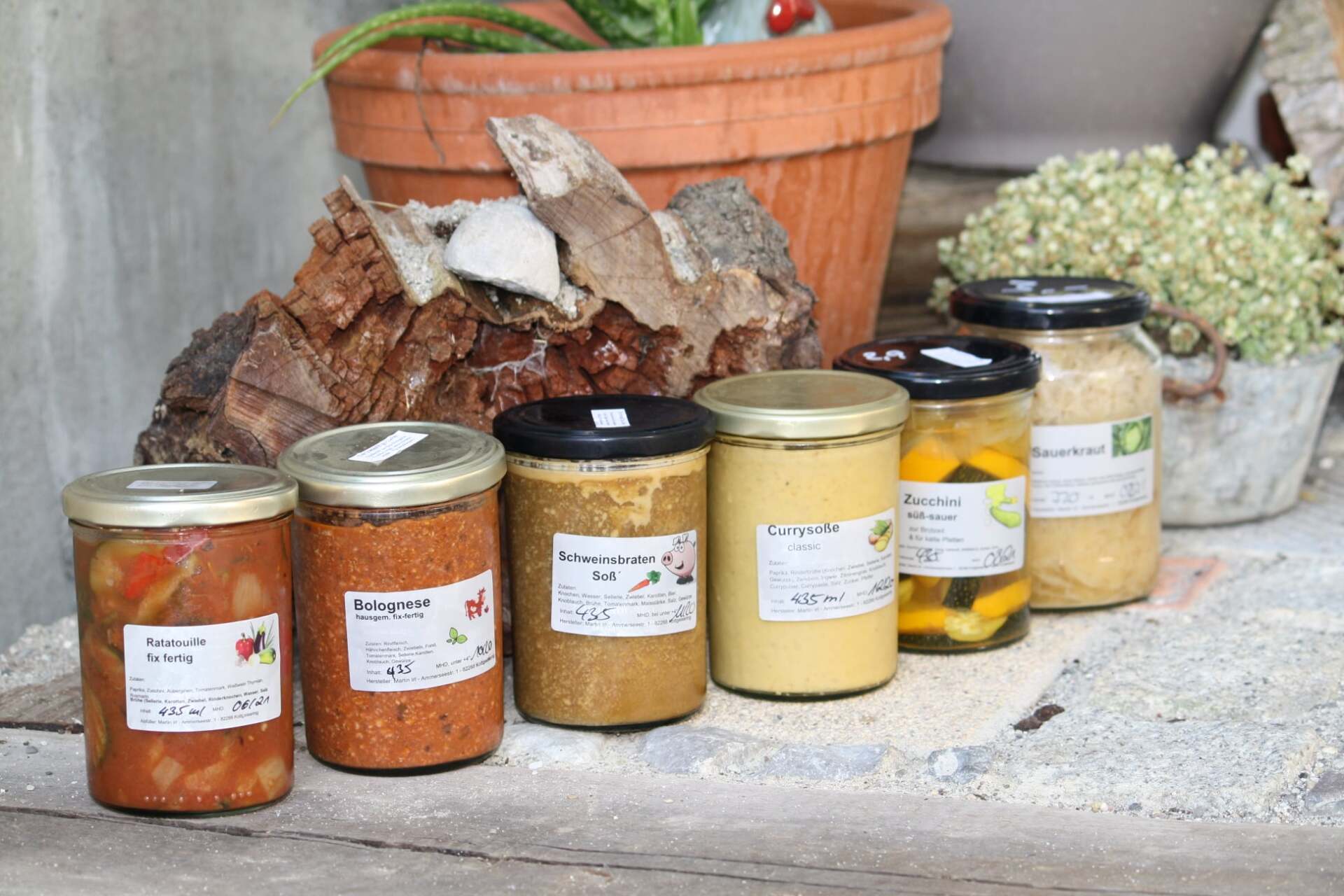 Gläserware beim Falterbauer