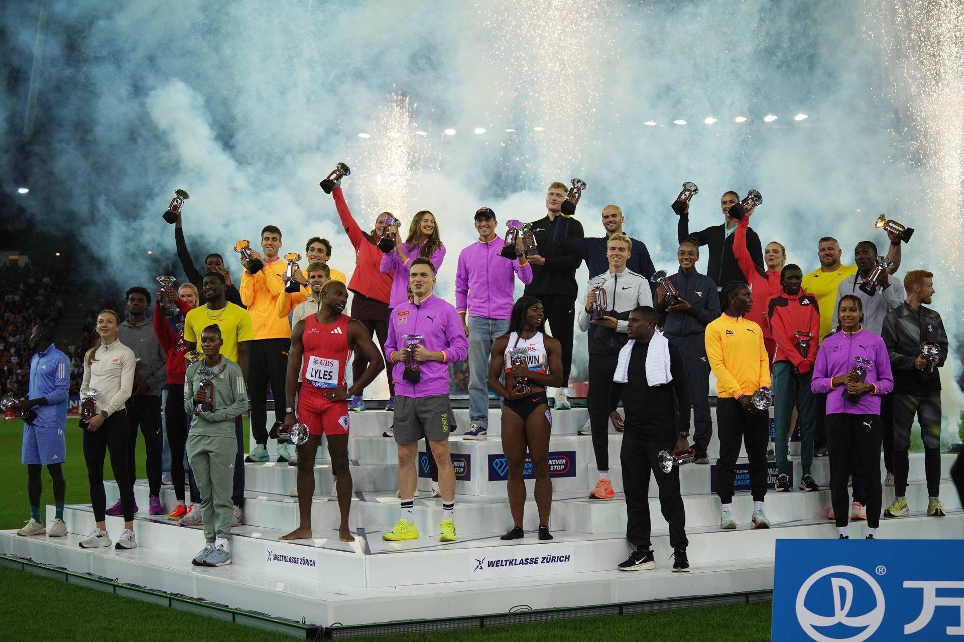 bei Imago lizensiert