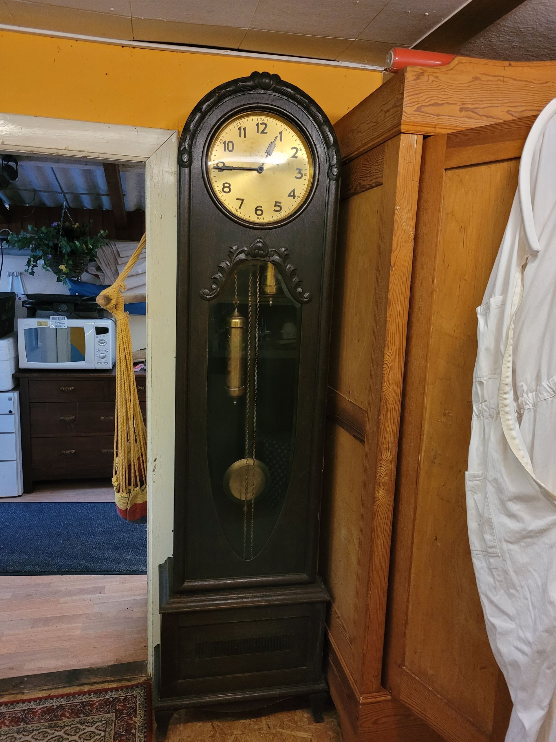 Antike Standuhr