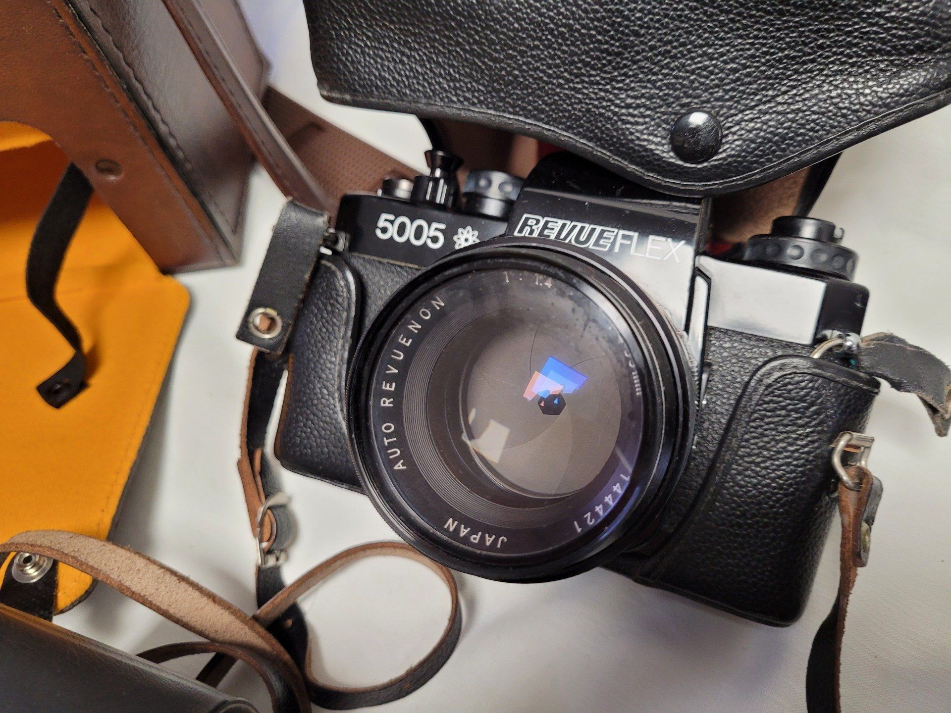 Revue 5005