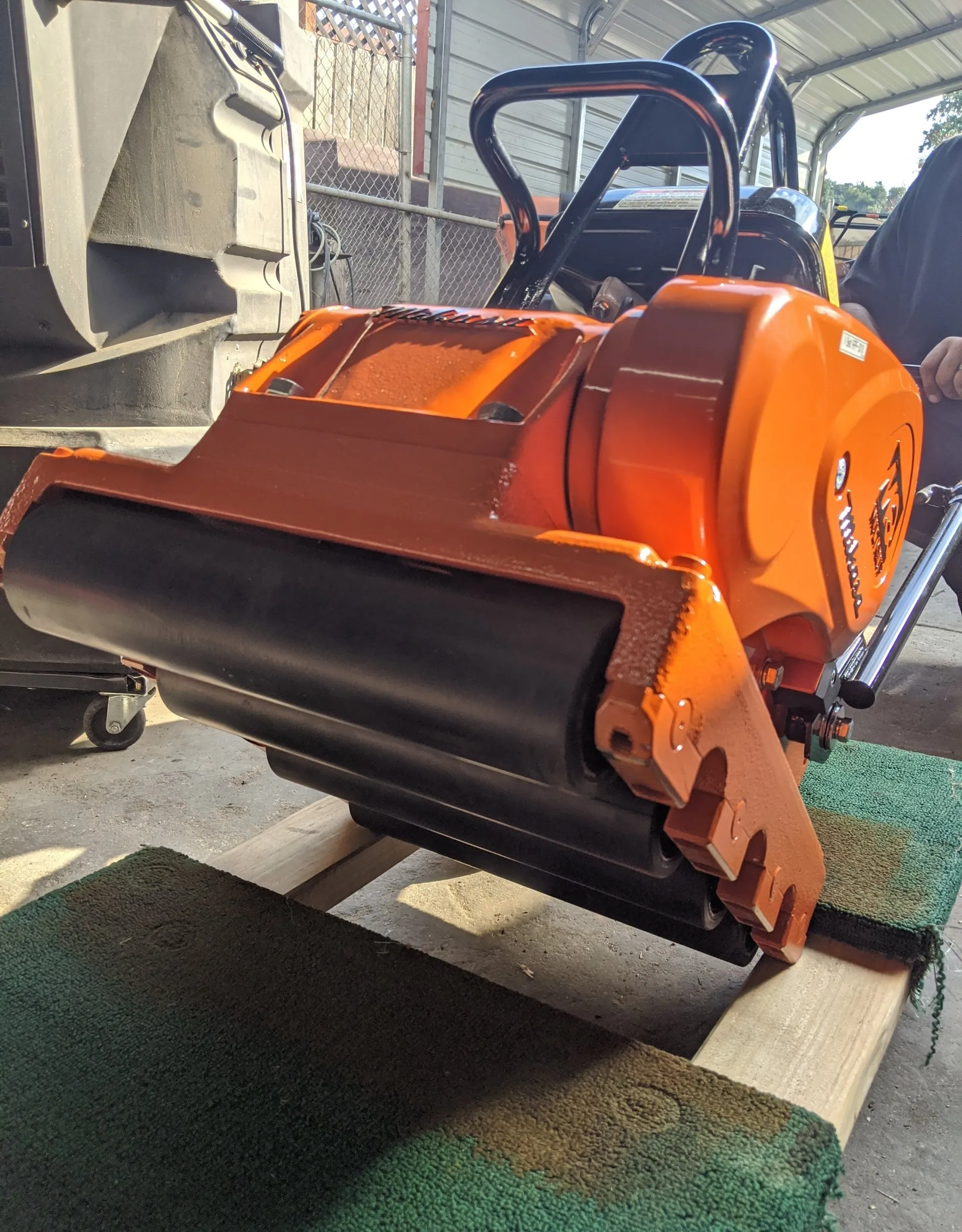 Plate Compactor with Rollers