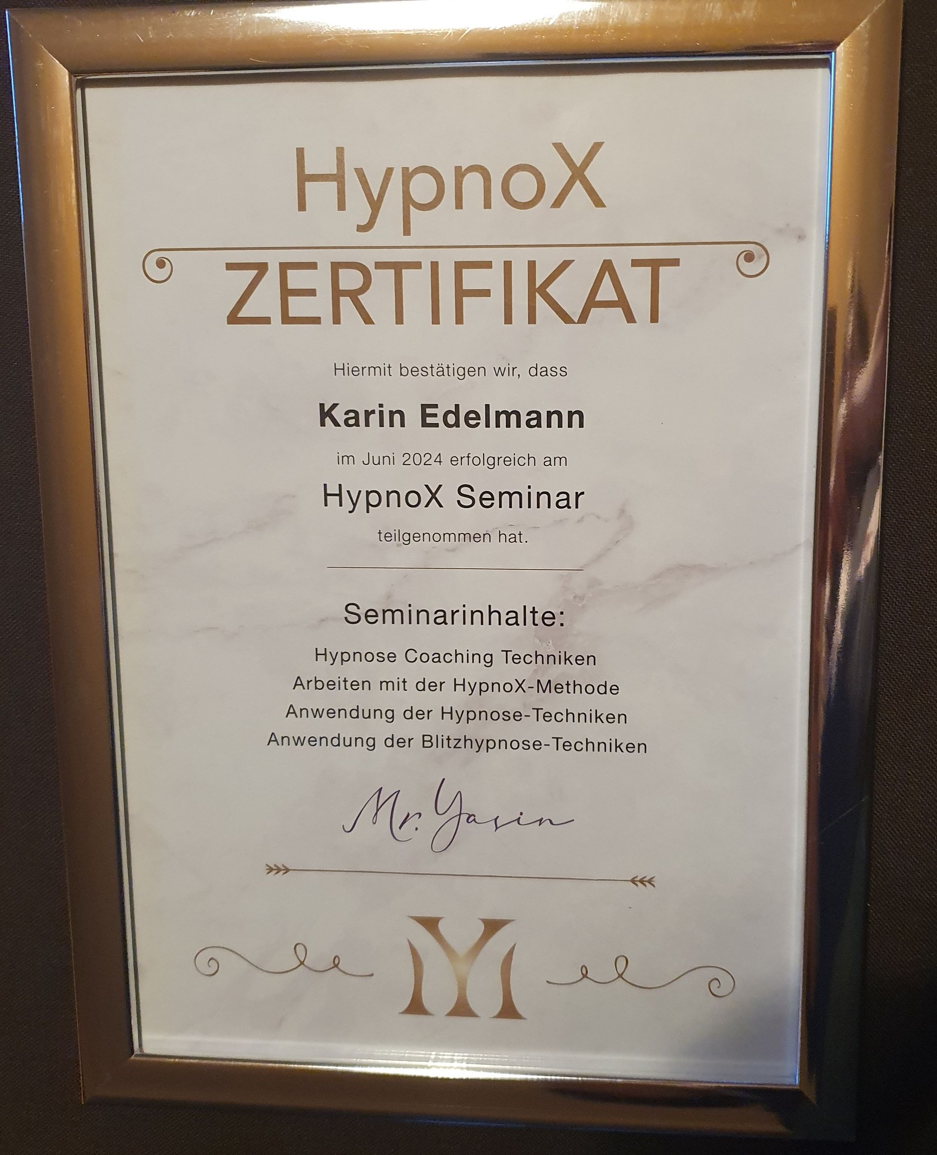 Gelernt habe ich Hypnose bei Mr. Yasin in Heilbronn