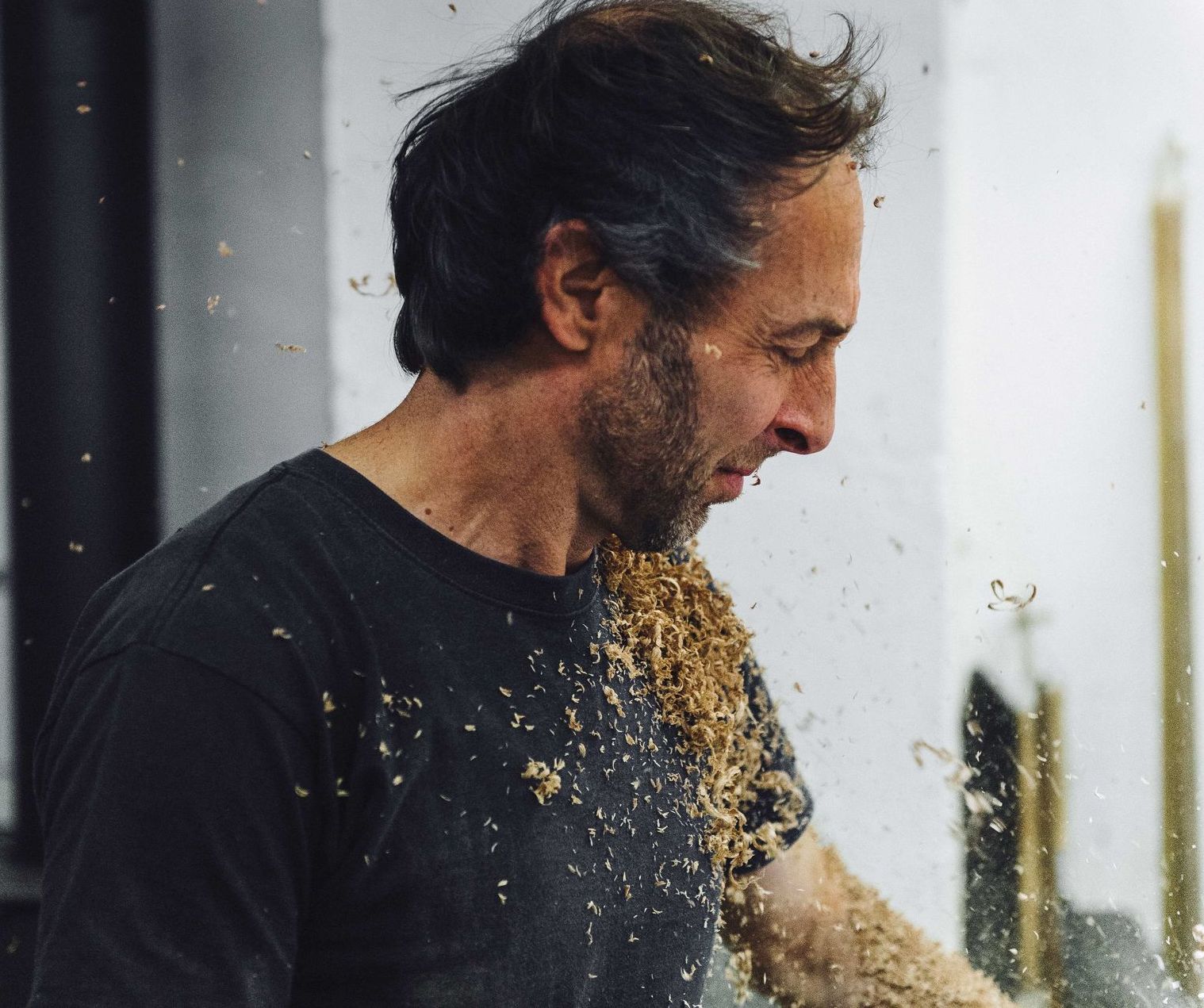 Oliver Kreiter beim drechseln