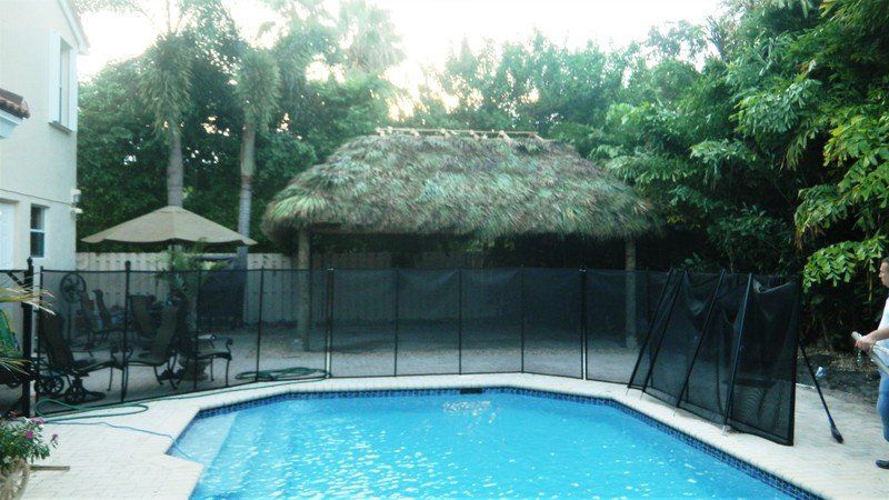 Residential-Tiki-Hut