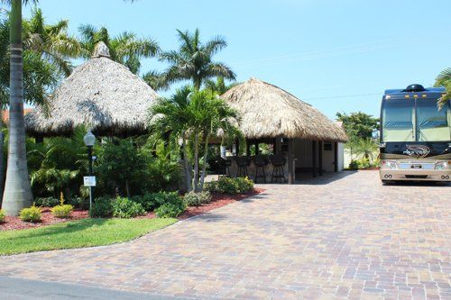 RV-Park-and-Resort-Tiki-Huts