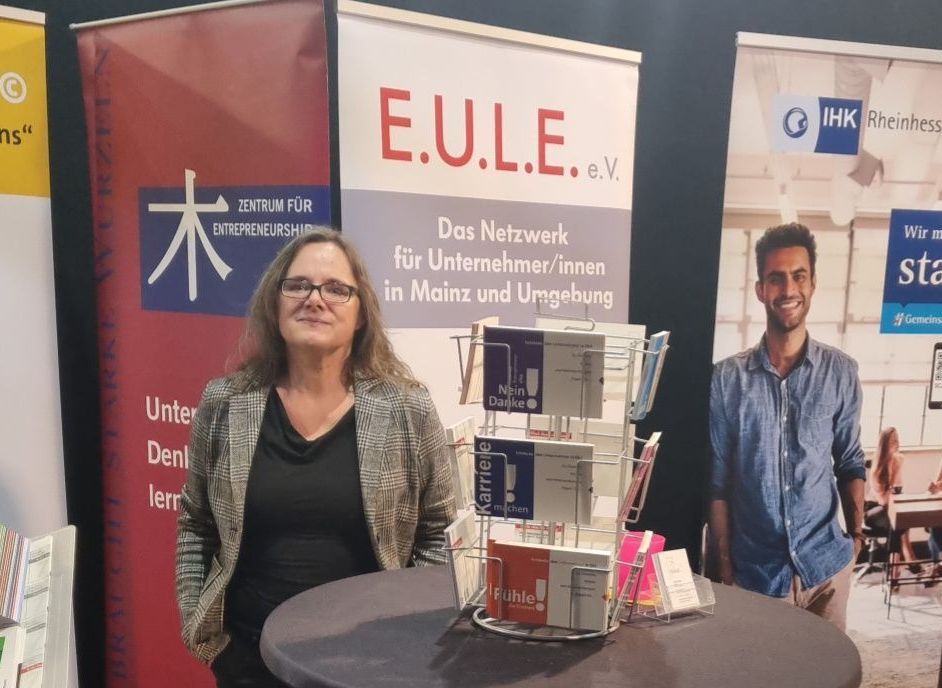 comcats und Nicole Hölzel mit EULE e.V. auf dem ersten Mainzer Gründungsfestival