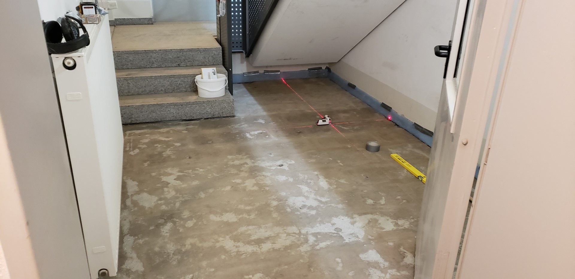 Fliesenverlegung im Treppenhaus – Fliesenleger Fachbetrieb DerFliesling München