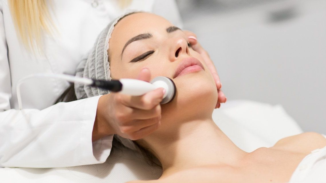 Ultraschall behandlung Ultraschall ae cosmetics