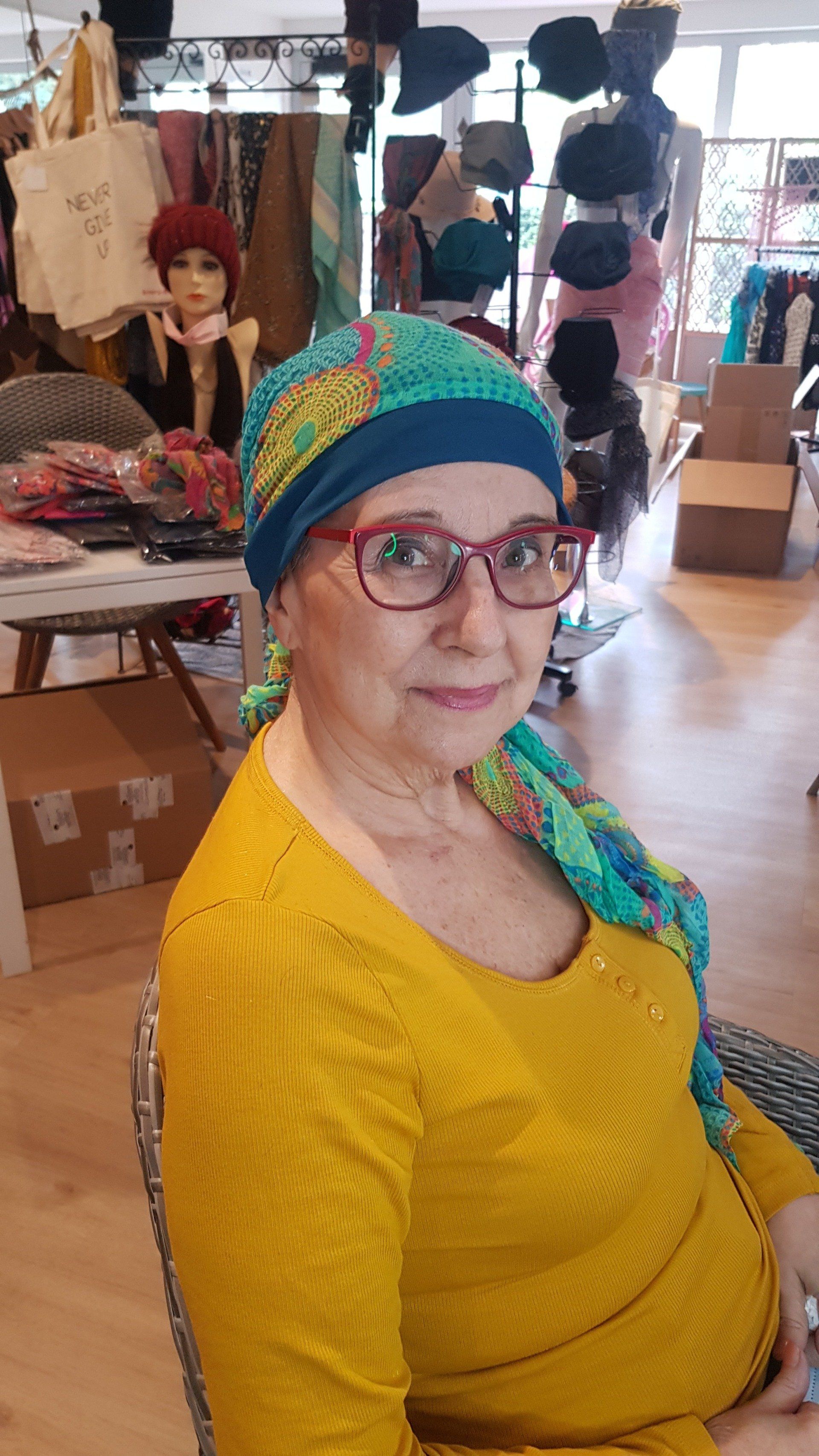 Bonnet, bambous, chimio sete