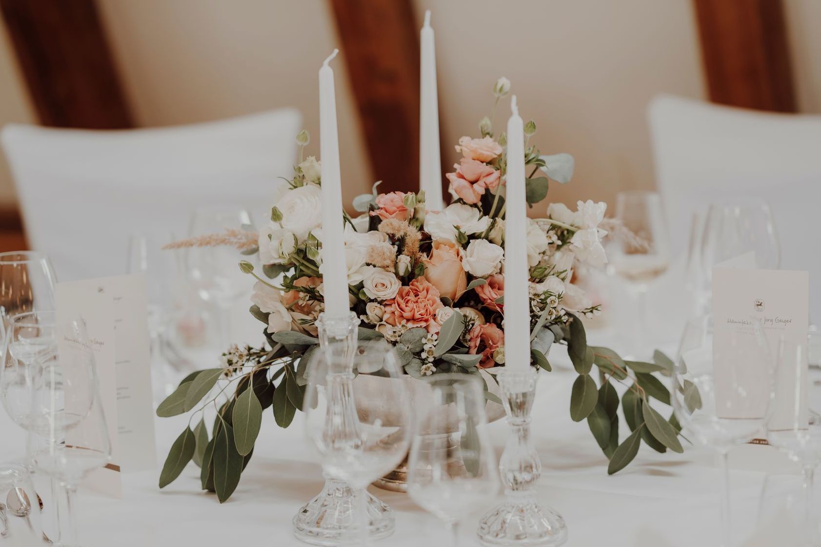 Alles Blumige für Eure Hochzeit Blumen Hochzeit Brautstrauß Bouquet Anstecker Tischdeko Freie Trauung Kirche blumige Accessoires Hochzeitsblumen Hochzeitsfloristik Blumen Hochzeit Wedding Esslingen Göppingen Stuttgart Reichenbach Plochingen Reutlingen Kirchheim Tübingen Weinstadt