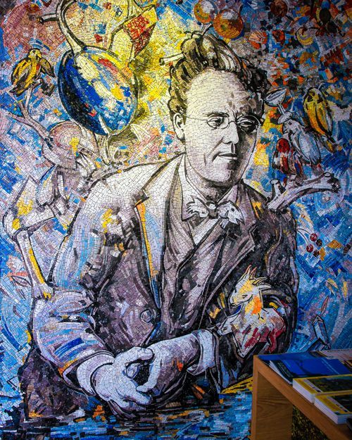 Gustav Mahler Mosaik Gustav Mahler Mosaik von Christian Ludwig Attersee im Dorfzentrum vom Steinbach am Attersee