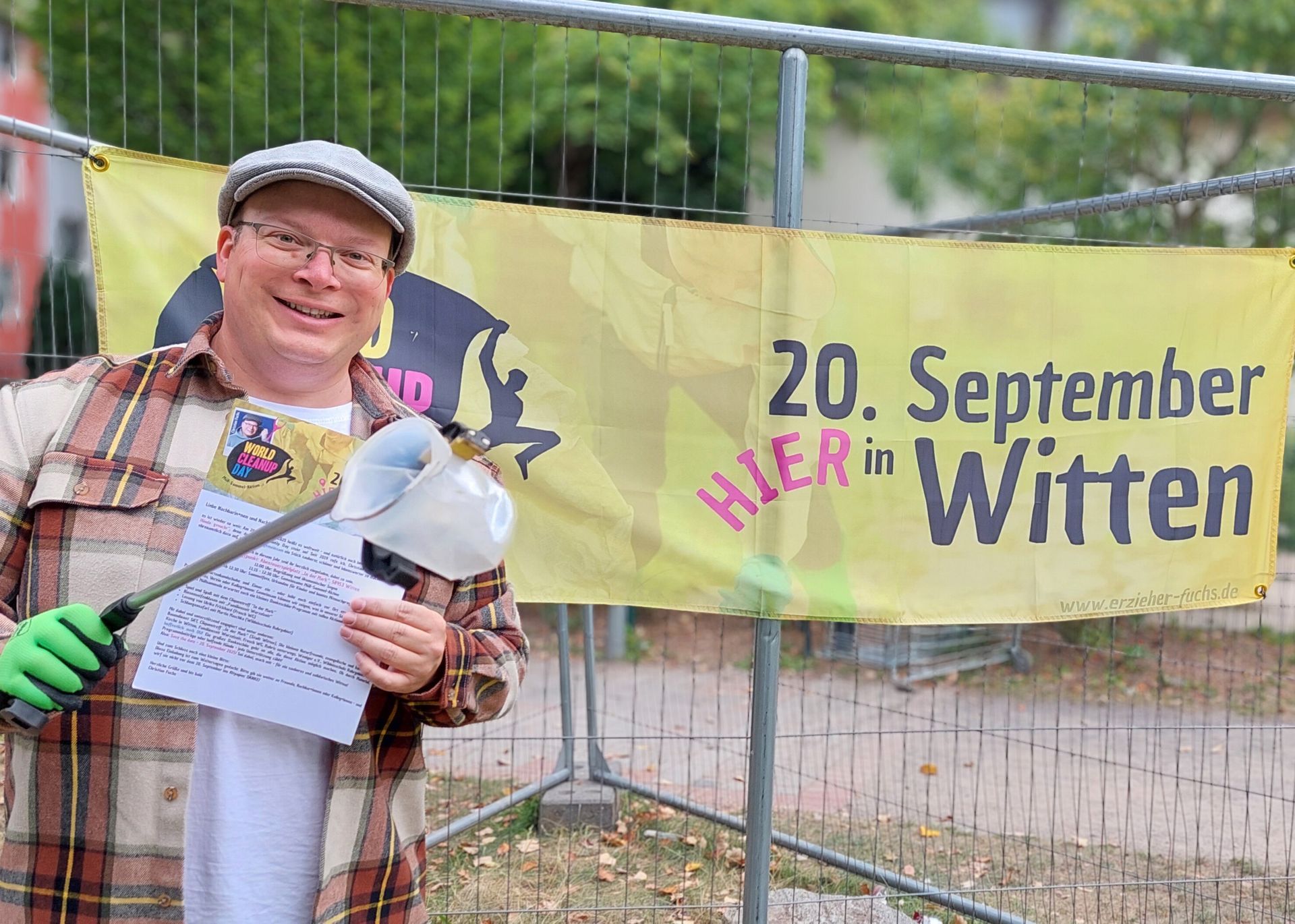 Erzieher und Naturpädagoge Christian Fuchs aus Witten lädt zur Müll-Sammel-Aktion am World CleanUp Day.