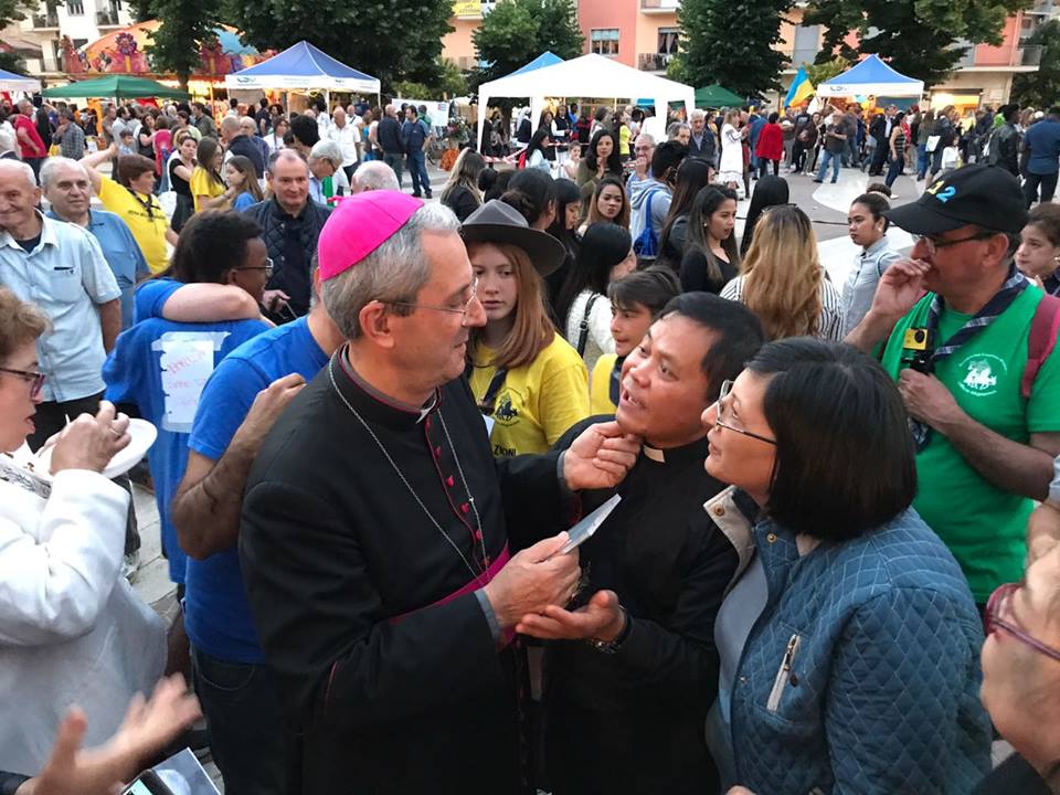 Mons. Francesco Nolè Foto vescovo di Cosenza