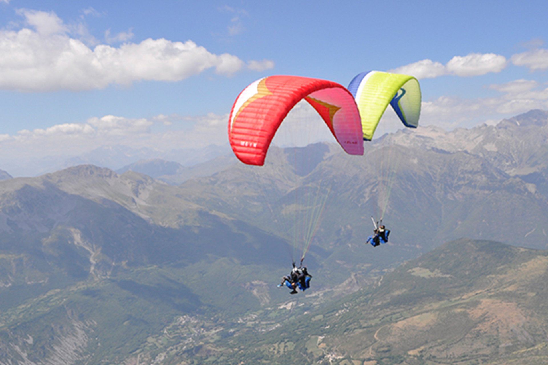 Vuelos en parapente biplaza en verano