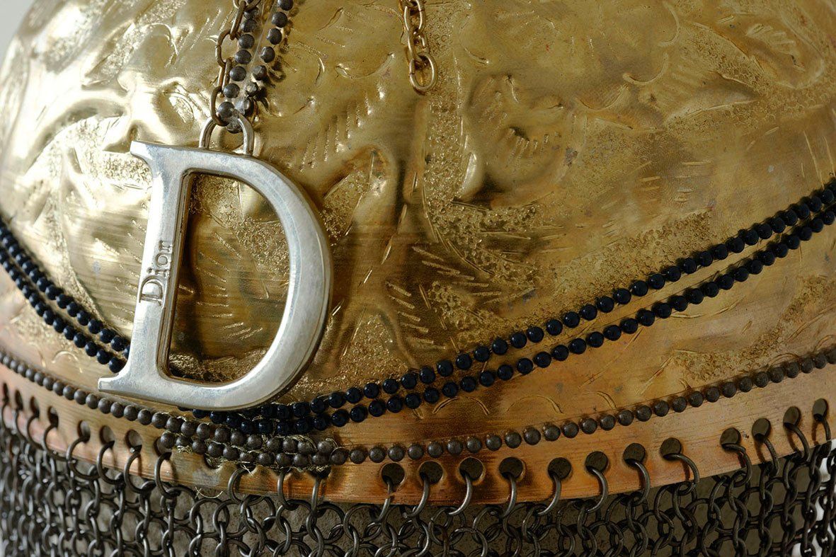 Mona Hakimi-Schueler, Multi-bodies, Installation 2, a short path between holy shrine and bazaar