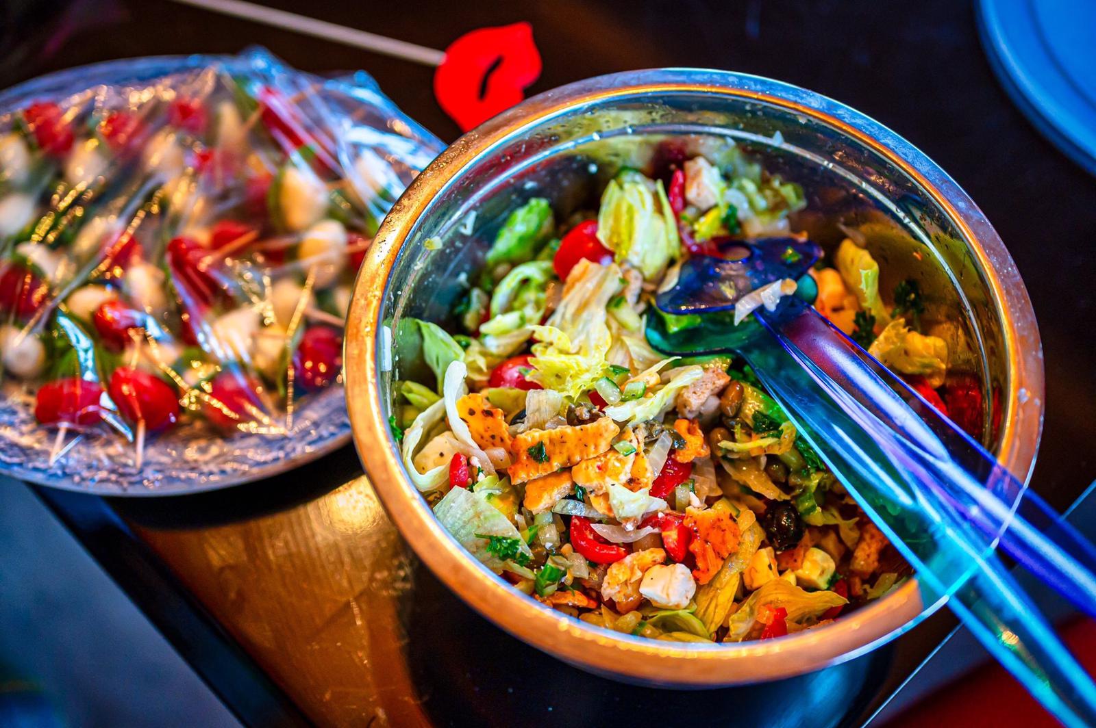 Square Dance, Auerker Teerosen e.V., Tanzclub, Tanzverein, Volkstanz, Aurich, Jugendtanz, Teerosen, Tanzen, Jung und Alt, Tanzfiguren, Caller, Countrydance, Modern Square Dance, Volksmusik, ECTA, EAASDC, Gesellschaftstanz, Figuren, Seniorensport, Norden, Ostfriesland