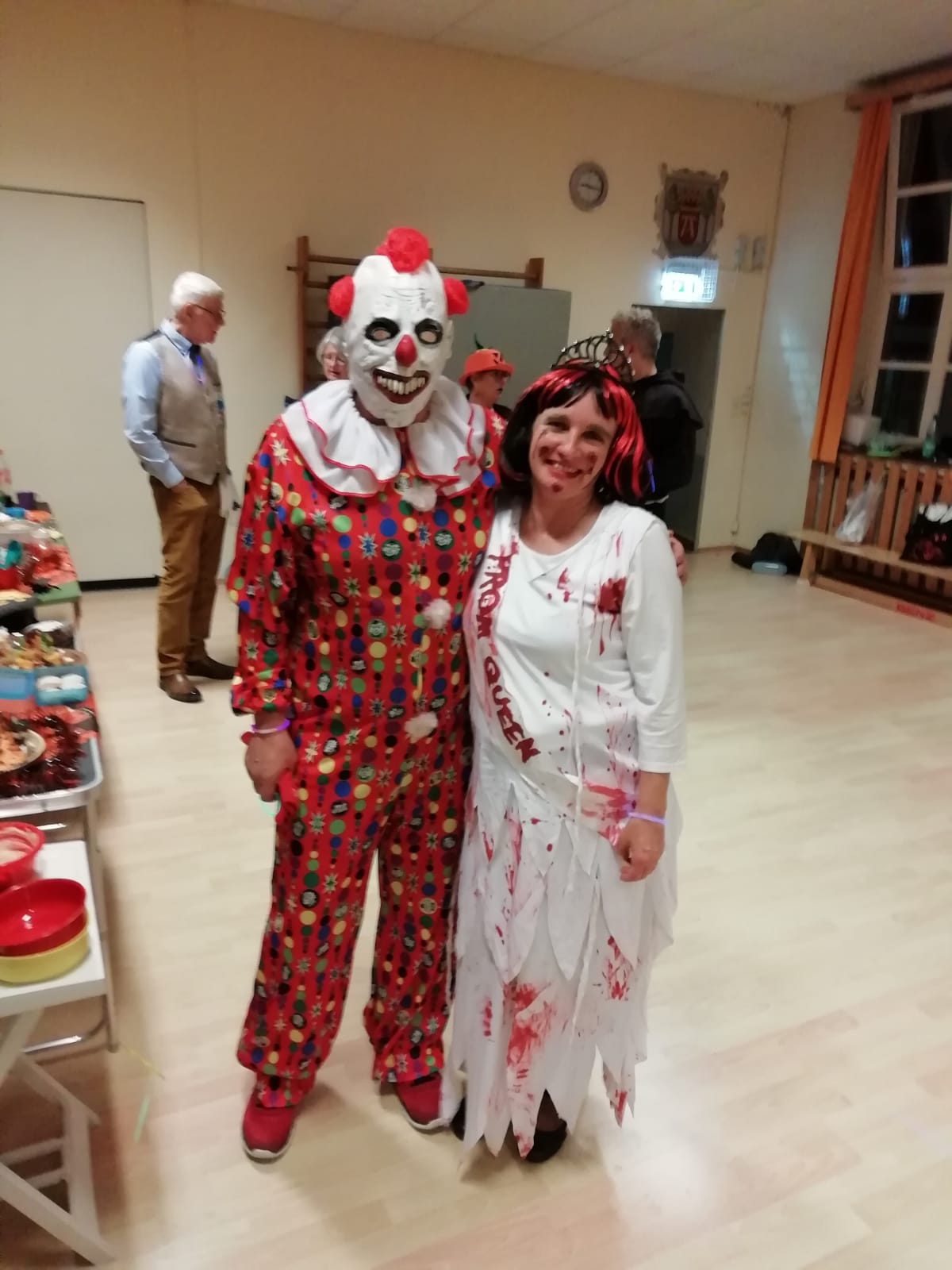 Square Dance, Auerker Teerosen e.V., Tanzclub, Tanzverein, Volkstanz, Aurich, Jugendtanz, Teerosen, Tanzen, Jung und Alt, Tanzfiguren, Caller, Countrydance, Modern Square Dance, Volksmusik, ECTA, EAASDC, Gesellschaftstanz, Figuren, Seniorensport, Norden, Ostfriesland