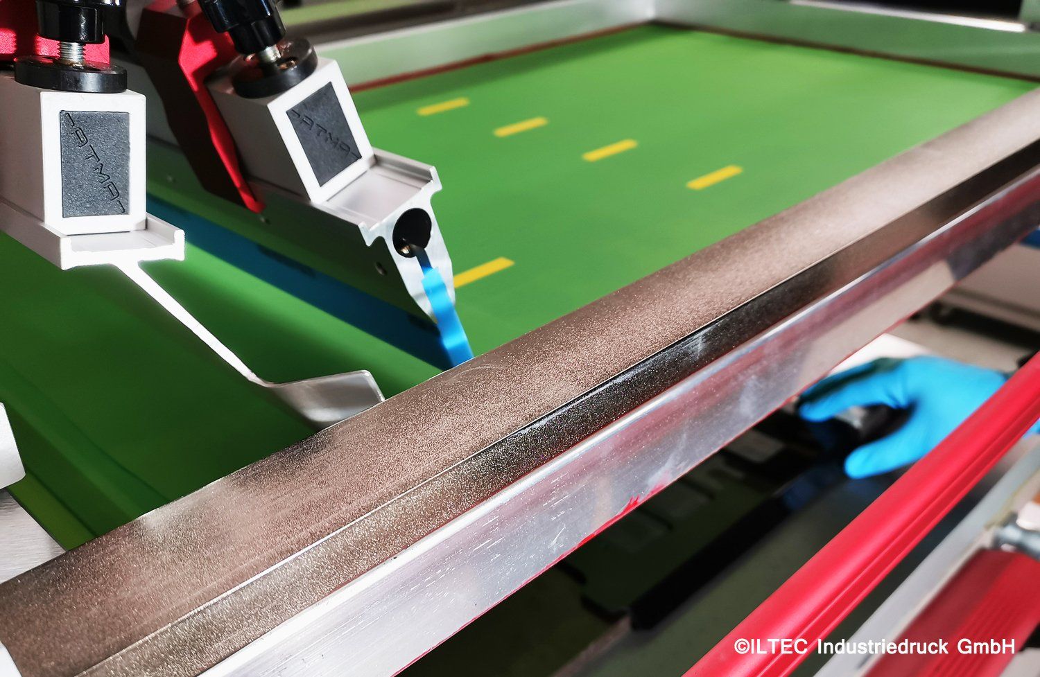 Siebdruck, Druckerei für Siebdruck und Druck auf Holz, Kunststoff, Metall, Glas - Druckerei in Stuttgart und Umgebung