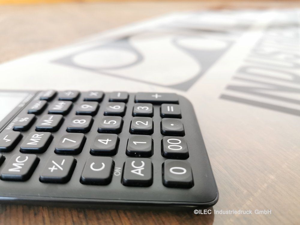 Tampondruck für Kunststoff, Druckerei für Tampondruck in der Region Stuttgart und Umgebung. Industriedruck in der Region.