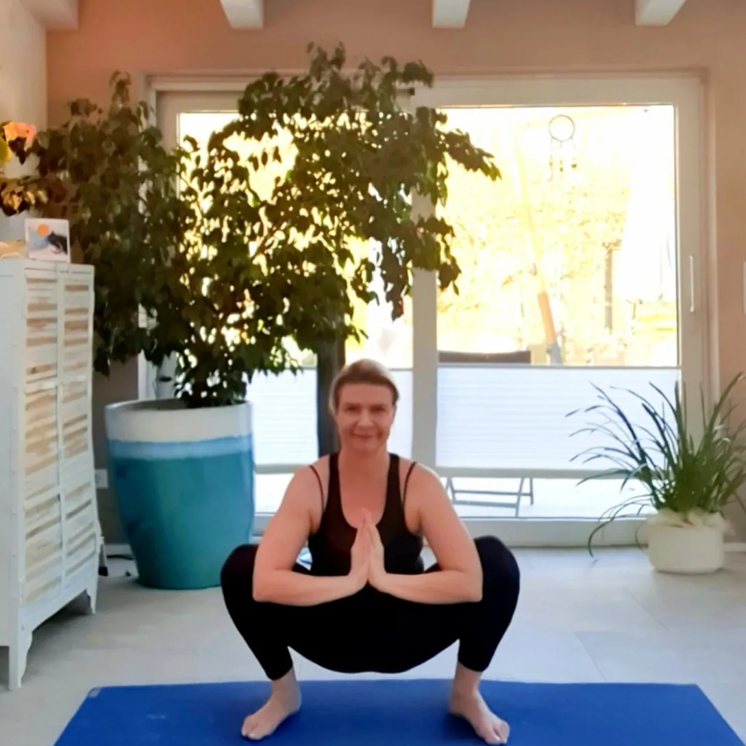 Schwangerschaftsyoga online & in der Nähe deines Wohnorts