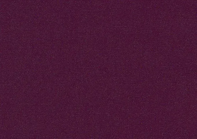 Échantillon de tissu California de couleur bordeaux ou lie-de-vin avec une texture tissée dense.