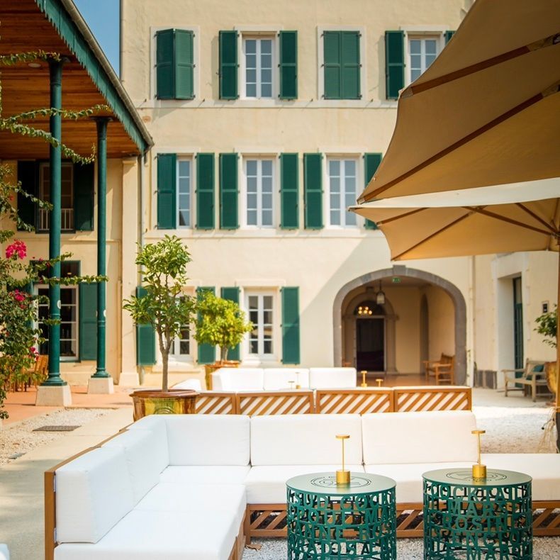 coussin sur mesure brasserie