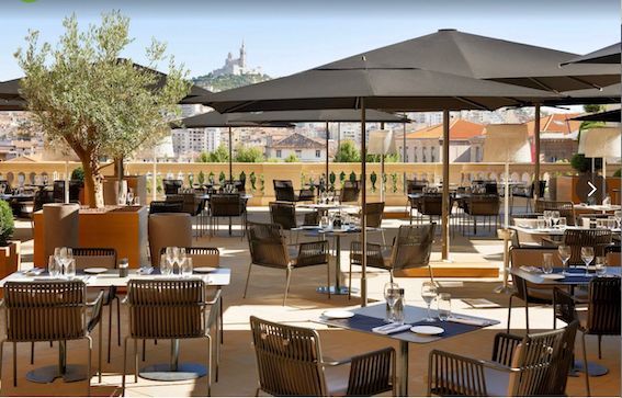 Coussin extérieur intercontinental Marseille