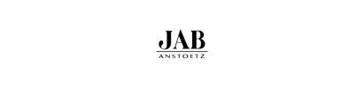 Logo de JAB Anstoetz avec les initiales JAB en grandes lettres serif noires.