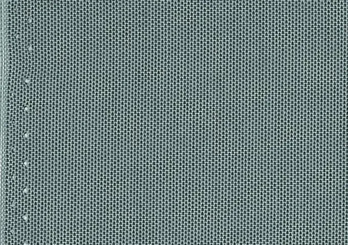 Tissu extérieur California de couleur bleu-gris acier avec une texture tissée alvéolée.