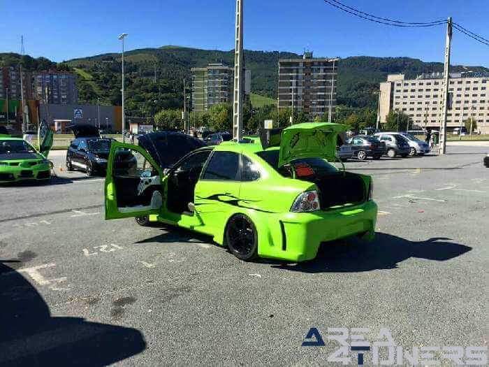 1ª Concentración New Style Custom
Imagen del reportaje revista Tuning Area4tuners.es, concentración de coches Tuning del año 2015 en Barakaldo, Vizcaya, España