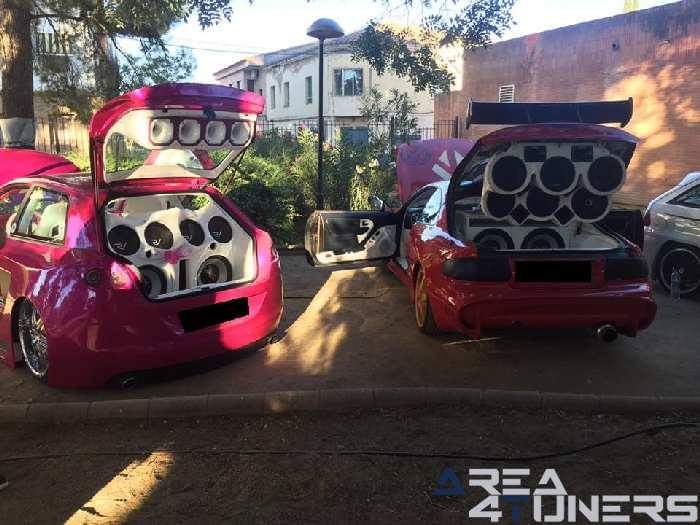 1er Tuning Show Internacional
Imagen del reportaje revista Tuning Area4tuners.es, concentración de coches Tuning del año 2015 en Calamonte, Badajoz, España