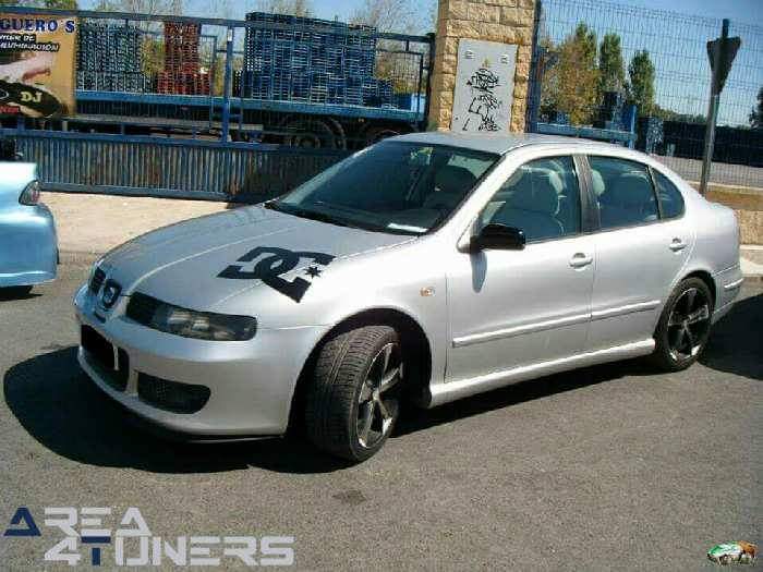 1ª Concentración Tuning Villa De Gádor
Imagen del reportaje revista Tuning Area4tuners.es, concentración de coches Tuning del año 2016 en Gádor, Almería, España