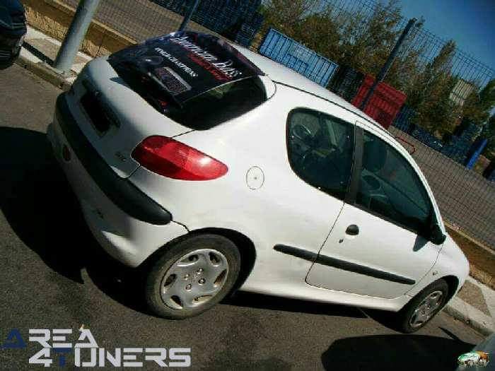 1ª Concentración Tuning Villa De Gádor
Imagen del reportaje revista Tuning Area4tuners.es, concentración de coches Tuning del año 2016 en Gádor, Almería, España