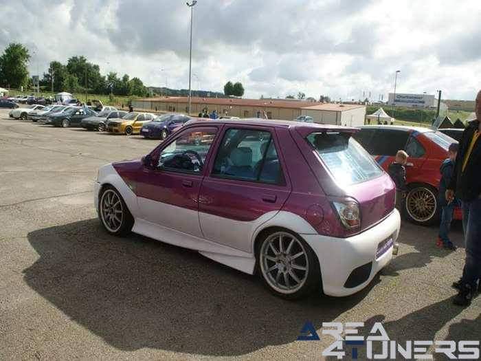 5º Transform Car
Imagen del reportaje de la revista Tuning Area4tuners.es, de la concentración de coches Tuning del año 2016 en Charolles Francia