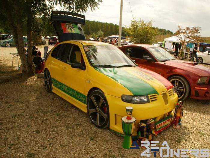 10º Taco Tuning Show
Imagen del reportaje de la revista Tuning Area4tuners.es, de la concentración de coches Tuning del año 2016 en Lac Du Chur Francia