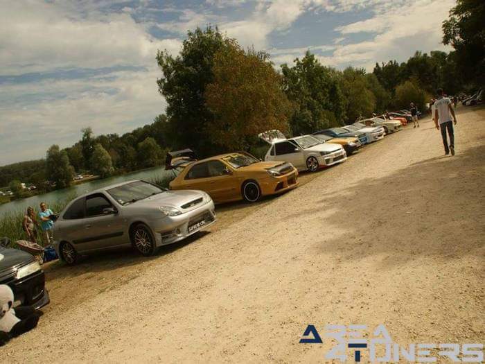 10º Taco Tuning Show
Imagen del reportaje de la revista Tuning Area4tuners.es, de la concentración de coches Tuning del año 2016 en Lac Du Chur Francia