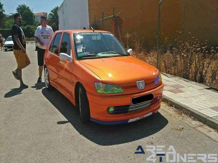 1er Tuning Show Arroyo San Serván
Imagen del reportaje revista Tuning Area4tuners.es, concentración de coches Tuning del año 2016 en Arroyo San Serván, Badajoz, España
