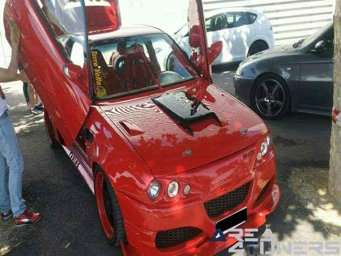 2º Tuning Show And Demodrift Balaguer
Imagen del reportaje revista Tuning Area4tuners.es, concentración de coches Tuning del año 2015 en Balaguer, Lérida, España