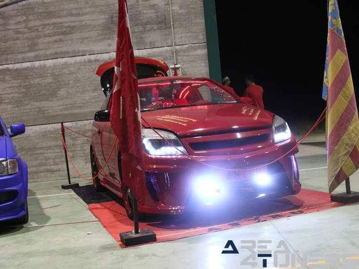 4ª Concentración Dreams Real Tuning Show
Imagen del reportaje revista Tuning Area4tuners.es, concentración de coches Tuning del año 2016 en Uclés, Cuenca, España