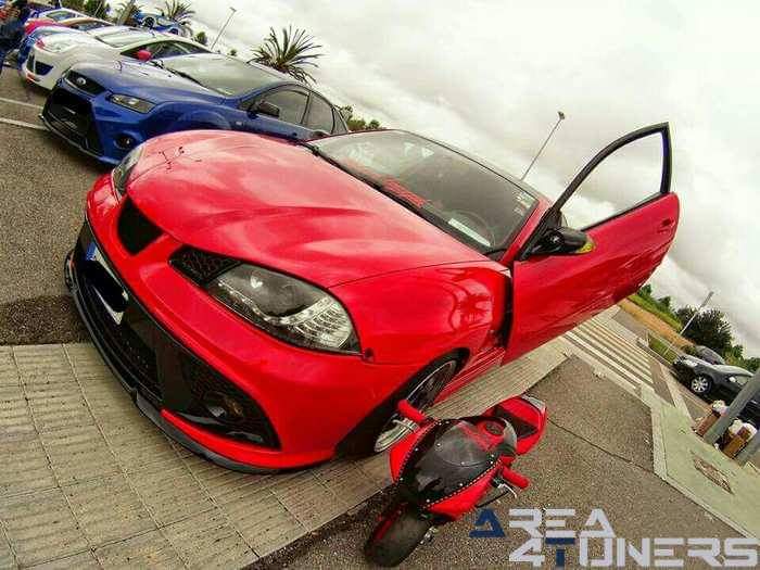 5ª Concentración Tuning Vag Clásicos Reus
Imagen del reportaje revista Tuning Area4tuners.es, concentración de coches Tuning del año 2015 en Reus, Tarragona, España