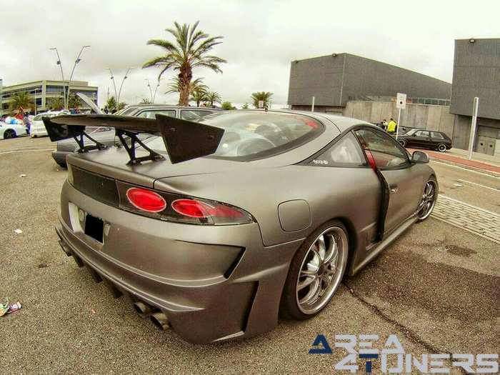 5ª Concentración Tuning Vag Clásicos Reus
Imagen del reportaje revista Tuning Area4tuners.es, concentración de coches Tuning del año 2015 en Reus, Tarragona, España