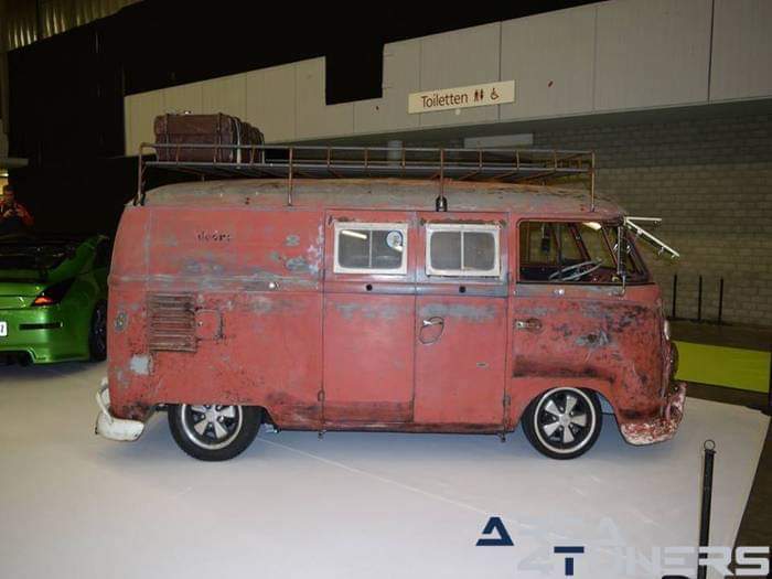 100% Tuning Rotterdam Ahoy 16
Imagen del reportaje de la revista Tuning Area4tuners.es, de la concentración de coches Tuning del año 2016 en Rotterdam Holanda