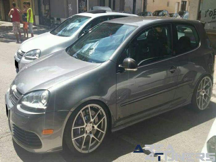 5º Tuning Show Reko Sound
Imagen del reportaje revista Tuning Area4tuners.es, concentración de coches Tuning del año 2015 en Sabadell, Barcelona, España