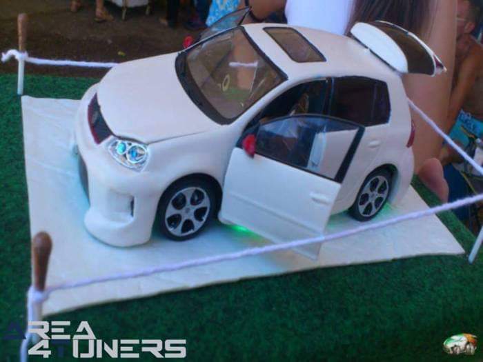 3ª Concentración Navalvillar de Pela
Imagen del reportaje revista Tuning Area4tuners.es, concentración de coches Tuning del año 2015 en
Navalvillar de Pela, Badajoz, España