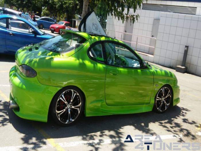 4º Tuning Show Simple Style
Imagen del reportaje revista Tuning Area4tuners.es, concentración de coches Tuning del año 2016 en Villarreal, Castellón, España