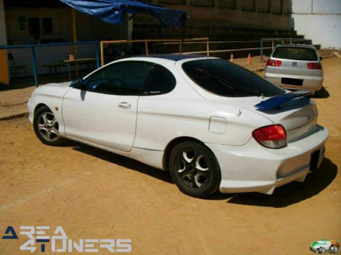 1ª Concentración Solana de Barros
Imagen del reportaje revista Tuning Area4tuners.es, concentración de coches Tuning del año 2015 en Mora, Solana De Barros, Badajoz, España