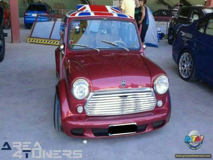 9º Tuning Show Villacarrillo
Imagen del reportaje revista Tuning Area4tuners.es, concentración de coches Tuning del año 2015 en Villacarrillo, Jaén, España