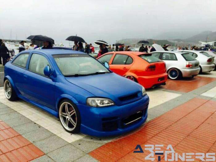1a Kdd Style Cars
Imagen del reportaje revista Tuning Area4tuners.es, concentración de coches Tuning del año 2015 en Castro Urdiales, Cantabria, España